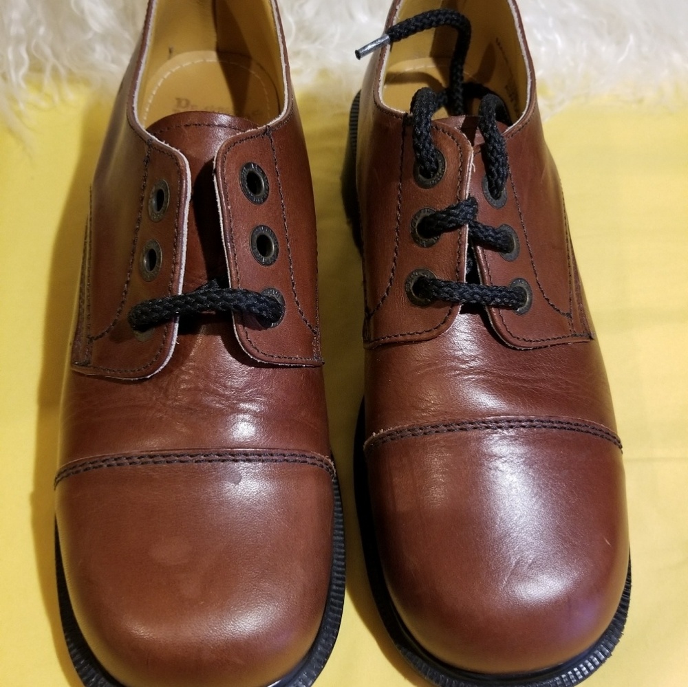 Brown leather Dr Marten's